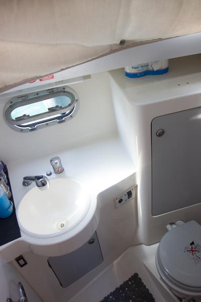 Book yachts online - sailboat - Sun Odyssey 33 - Sophia - rent