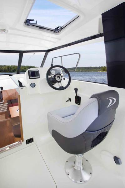 Book yachts online - motorboat - Delphia Escape 800 - Linnea  - rent