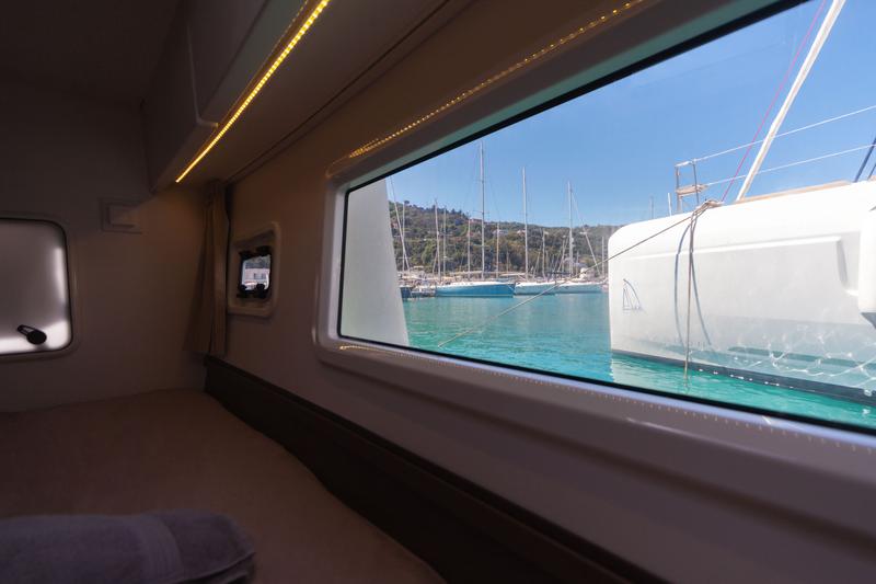 Book yachts online - catamaran - Lagoon 42 - Frangy (New 2021) - rent