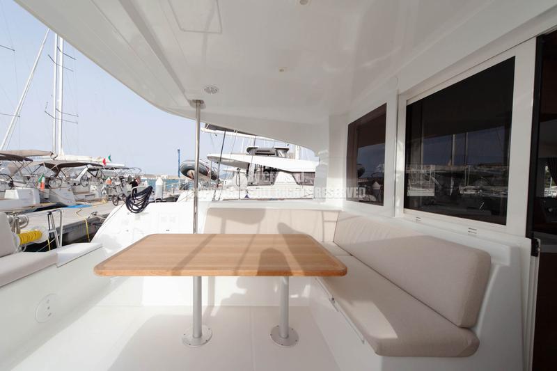 Book yachts online - catamaran - Lagoon 40 (2020) - FELU' - rent