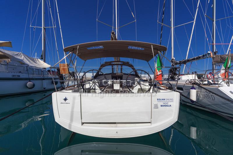 Book yachts online - sailboat - Sun Odyssey 349 - Marsiglia  - rent