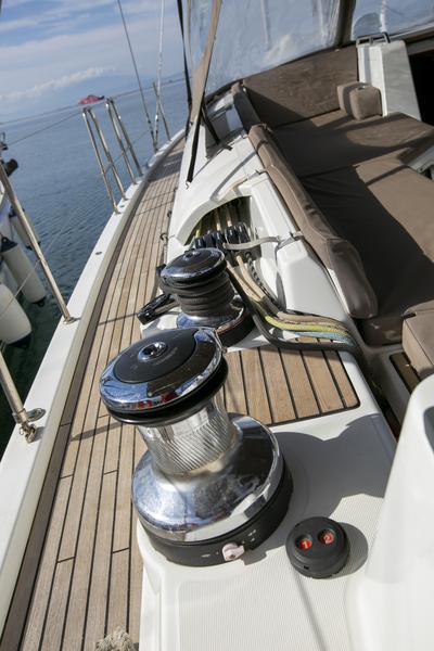 Book yachts online - sailboat - Jeanneau 54 - Jeanneau 54 | with GEN, A/C, inverter, solar panels, bow thruster - rent