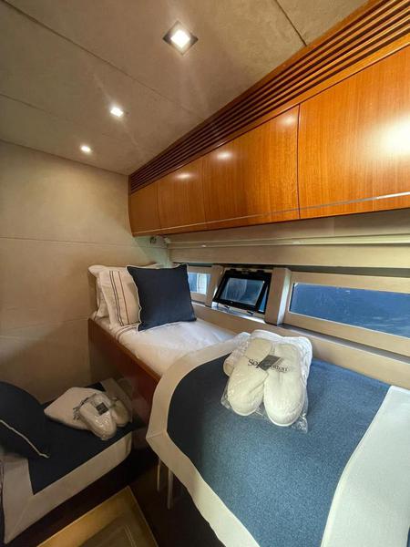 Book yachts online - motorboat - Galeon 640 Fly - Melissa My Angel - rent