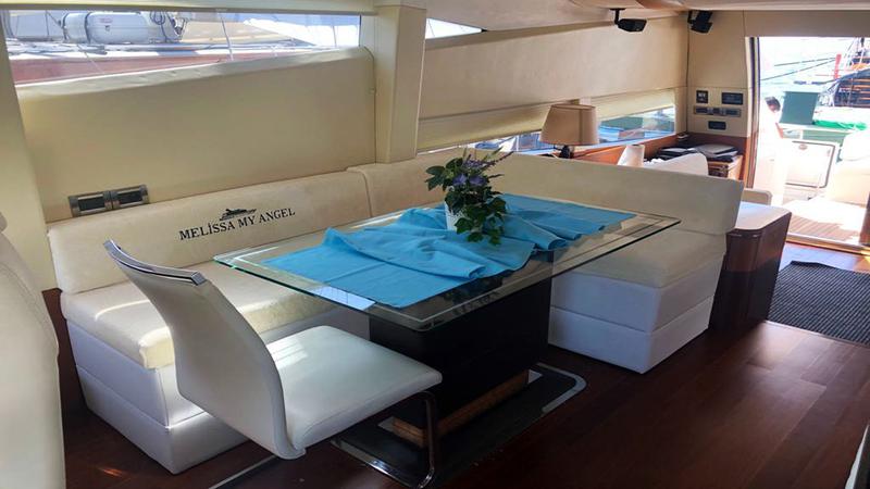 Book yachts online - motorboat - Galeon 640 Fly - Melissa My Angel - rent