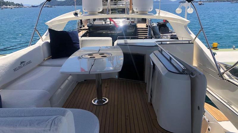 Book yachts online - motorboat - Galeon 640 Fly - Melissa My Angel - rent
