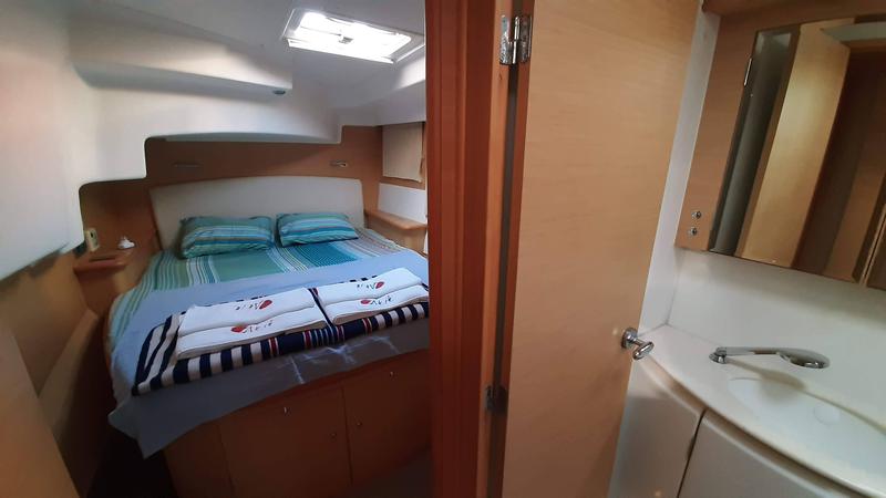Book yachts online - catamaran - Lagoon 440 - Akik - rent