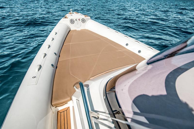 Book yachts online - other - Capelli Tempest 40 - Capelli Tempest 40 (2022) - rent