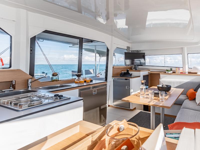 Book yachts online - catamaran - Excess 11 - PANCO - rent