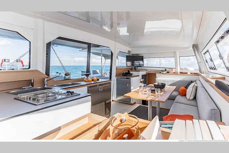 Book yachts online - catamaran - Excess 11 - Smota - rent