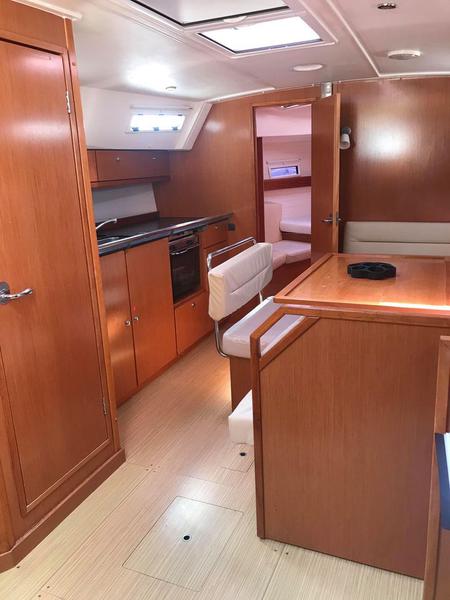 Book yachts online - sailboat - Bavaria 40 - Paola - rent