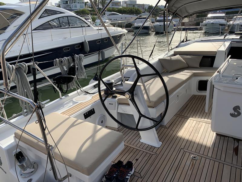 Book yachts online - sailboat - Oceanis 51.1 - Lima - rent