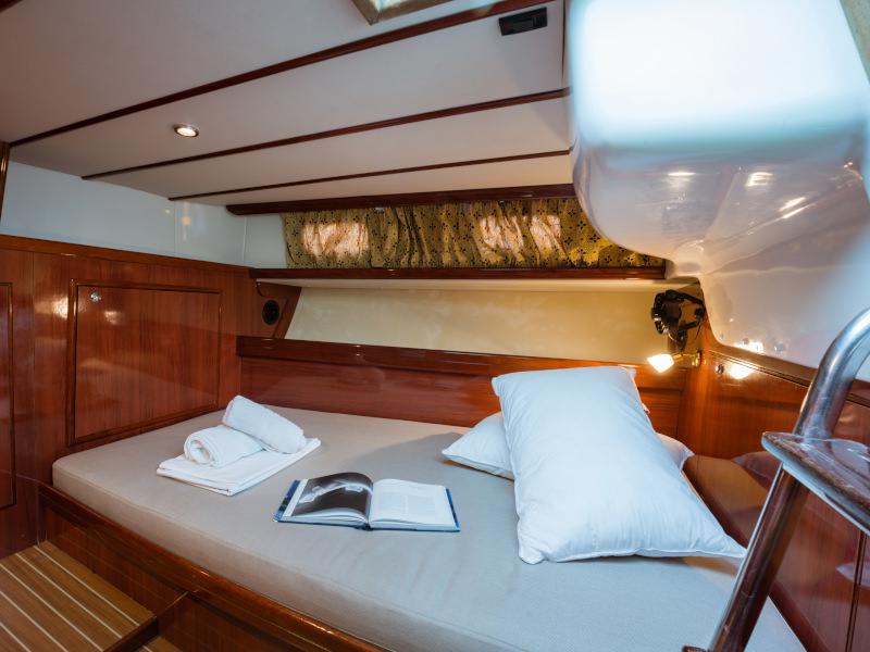 Book yachts online - sailboat - Ocean Star 60.1 - Christianna VIII - rent