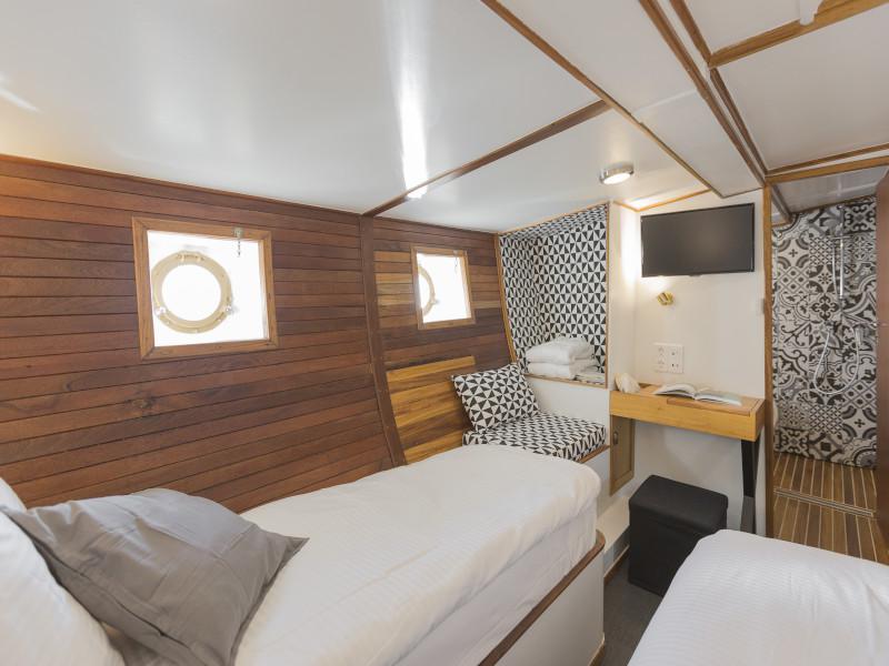 Book yachts online - other - Greek Motorsailer - Cosmos - rent