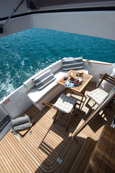 Book yachts online - motorboat - Antares 36 Fly - Setemana - rent