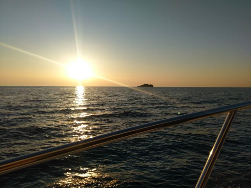 Book yachts online - motorboat - Antares 36 Fly - Setemana - rent