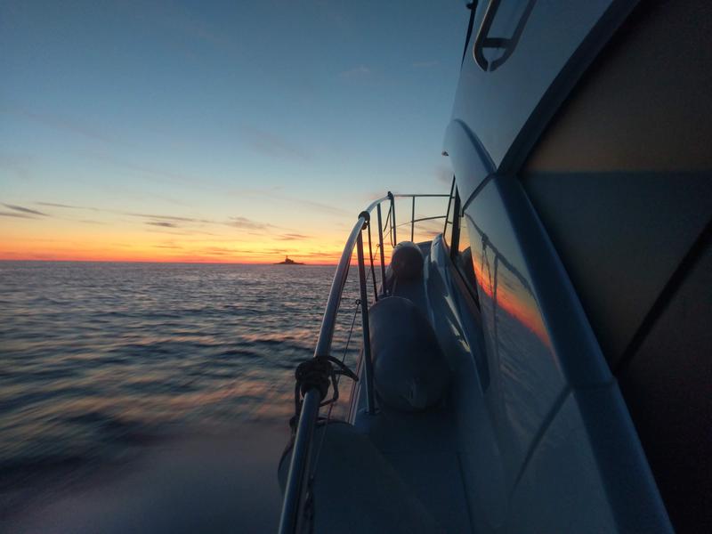 Book yachts online - motorboat - Antares 36 Fly - Setemana - rent