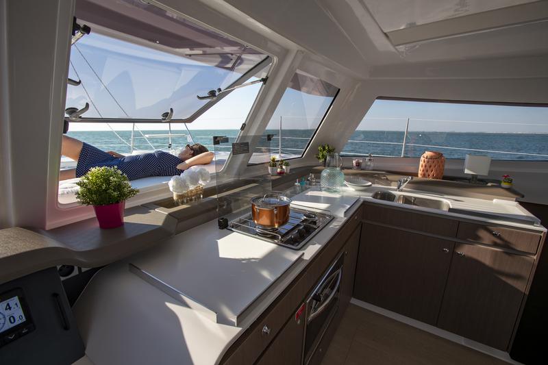 Book yachts online - catamaran - Bali Catspace TEAM FACTORY - Team Factory - rent