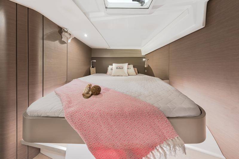 Book yachts online - catamaran - Bali Catspace TEAM FACTORY - Team Factory - rent