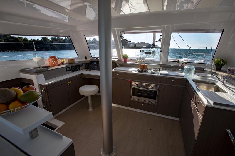 Book yachts online - catamaran - Bali Catspace BE HAPPY - BE HAPPY - rent