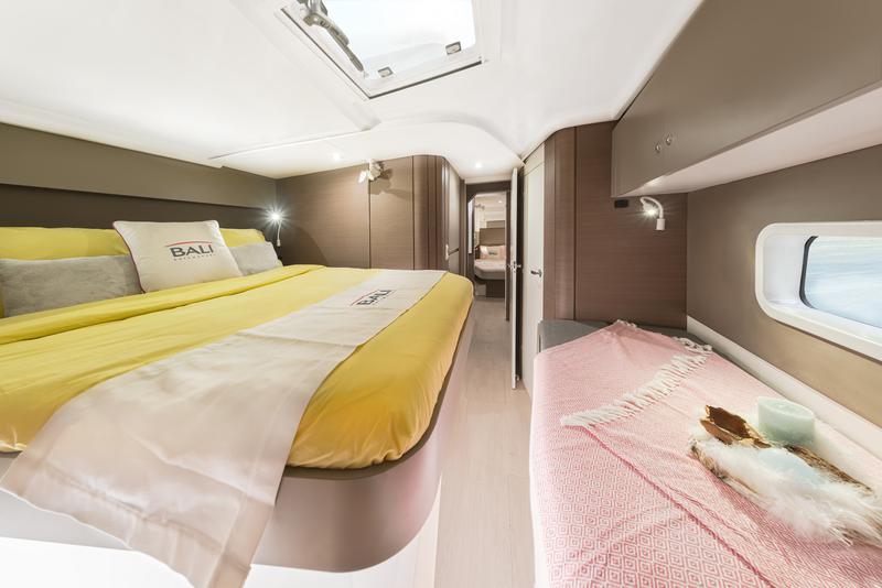 Book yachts online - catamaran - Bali Catspace BE HAPPY - BE HAPPY - rent