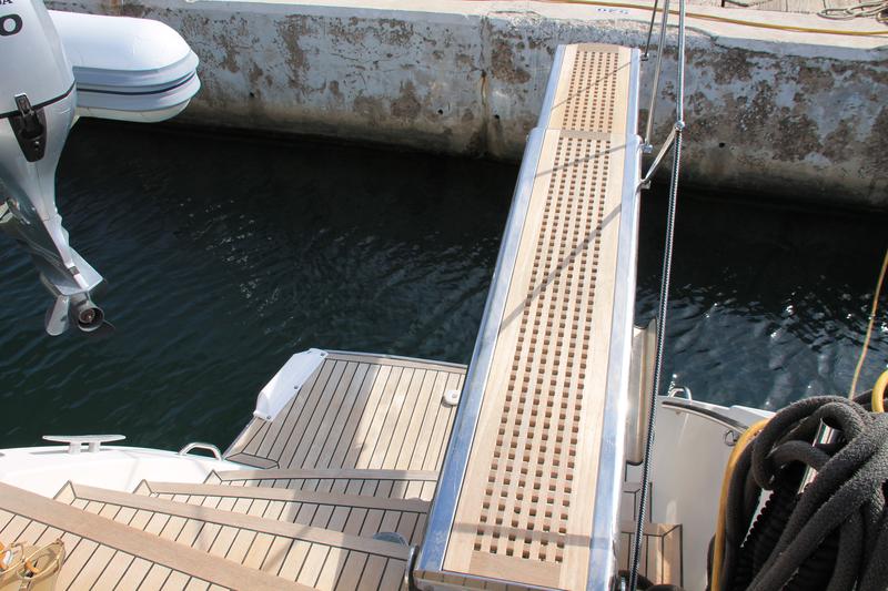Book yachts online - catamaran - Lagoon 620 - JARANA - rent