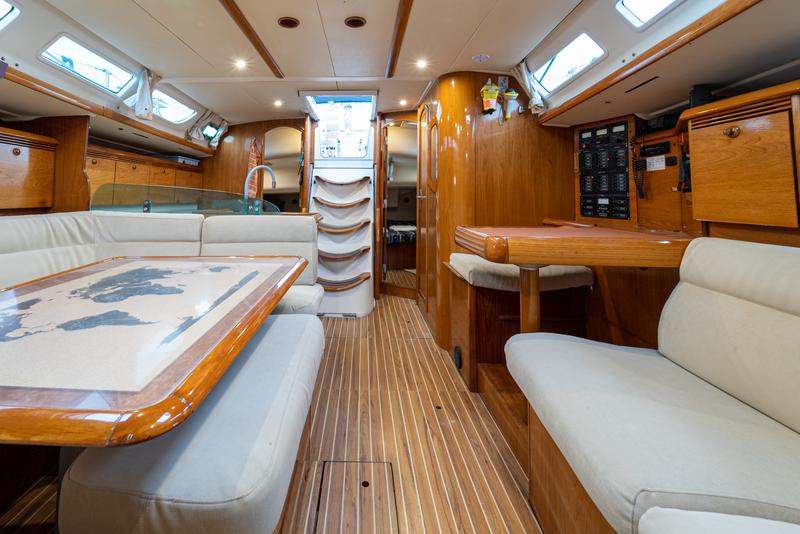 Book yachts online - sailboat - Sun Odyssey 43 - Tatanos - rent