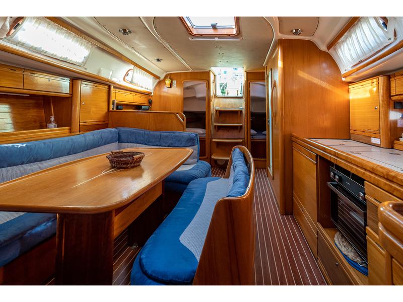 Book yachts online - sailboat - Bavaria 39 Cruiser - Dimitra - rent