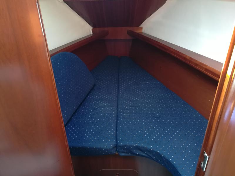 Book yachts online - sailboat - Oceanis 323 - 4 Venti - rent