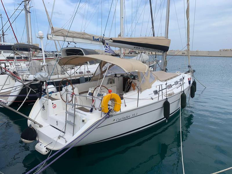 Book yachts online - sailboat - Cyclades 39.3 - Rhodes Yachting - rent