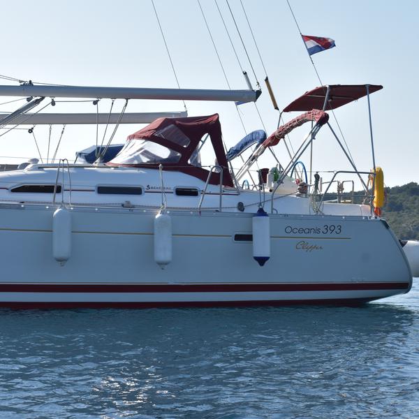 Book yachts online - sailboat - Oceanis 393 Clipper - Škuribanda (refitted 2021) - rent