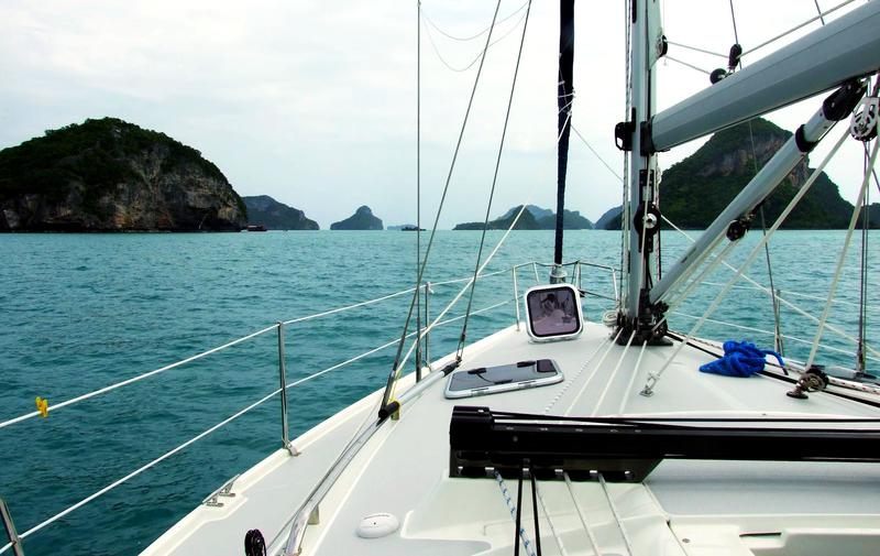 Book yachts online - sailboat - Catalina 375 - Vag Alame - rent