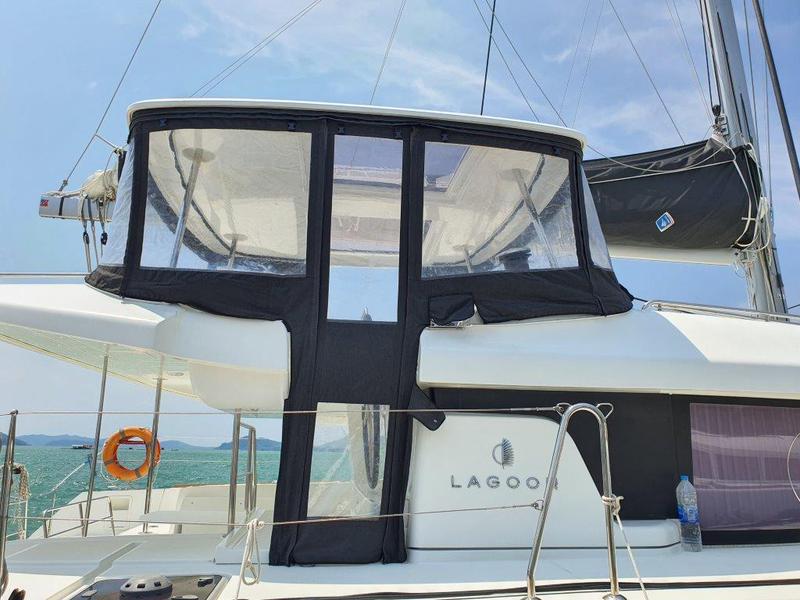 Book yachts online - catamaran - Lagoon 450 Sport - Myemocean - rent