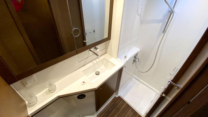 Book yachts online - catamaran - Lagoon 450 - Irena - rent