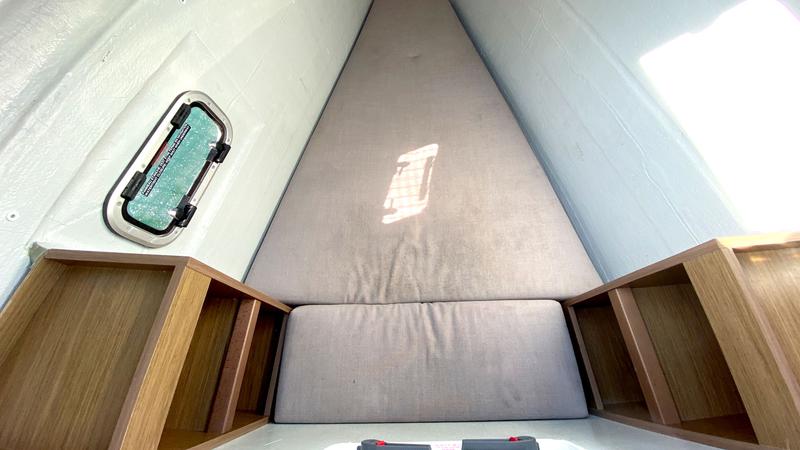 Book yachts online - catamaran - Lagoon 450 - Irena - rent