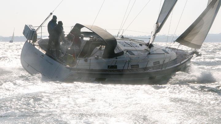 Book yachts online - sailboat - Bavaria Cruiser 36 - Baluma - rent