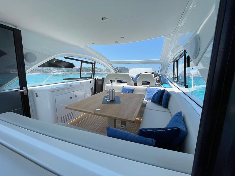 Book yachts online - motorboat - Beneteau GT 45 - Pandora - rent
