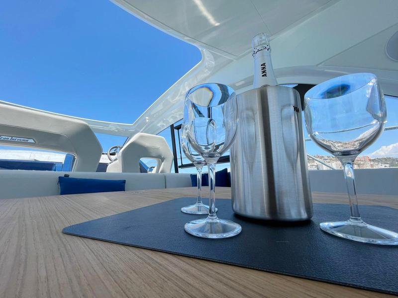Book yachts online - motorboat - Beneteau GT 45 - Pandora - rent