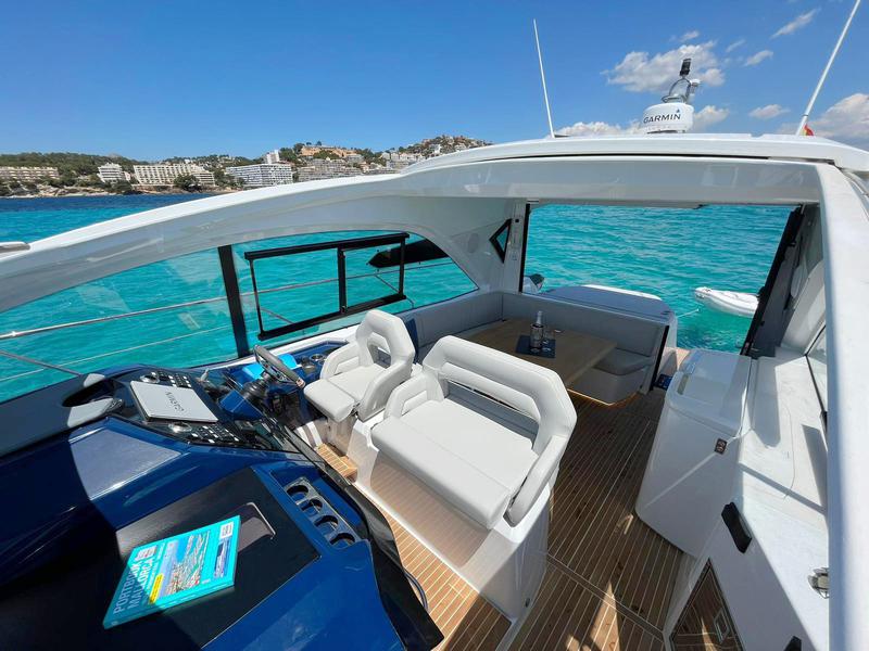 Book yachts online - motorboat - Beneteau GT 45 - Pandora - rent
