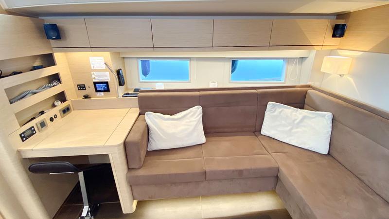 Book yachts online - sailboat - Hanse 548 - Endiva - rent
