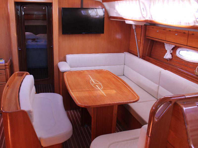 Book yachts online - sailboat - Bavaria 46 Cruiser - cristina - rent