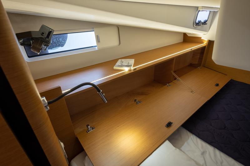 Book yachts online - sailboat - Sun Odyssey 440 - Ioleta - rent
