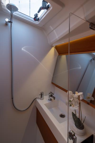 Book yachts online - sailboat - Sun Odyssey 410 - Sammy - rent