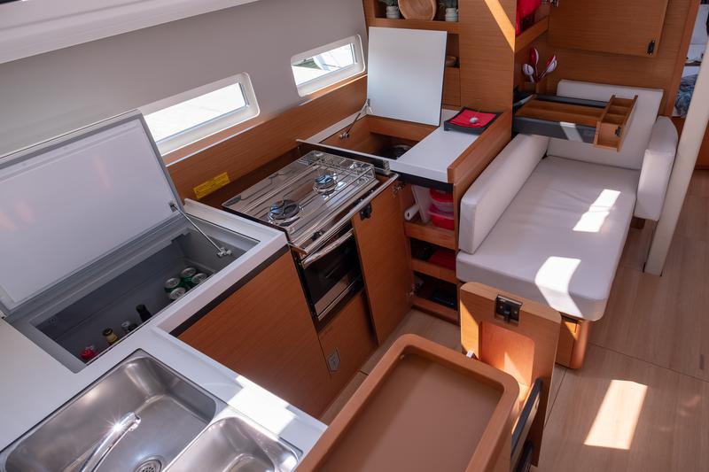 Book yachts online - sailboat - Sun Odyssey 410 - Sammy - rent