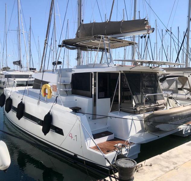Book yachts online - catamaran - Bali 4.1 - Hole in One - rent