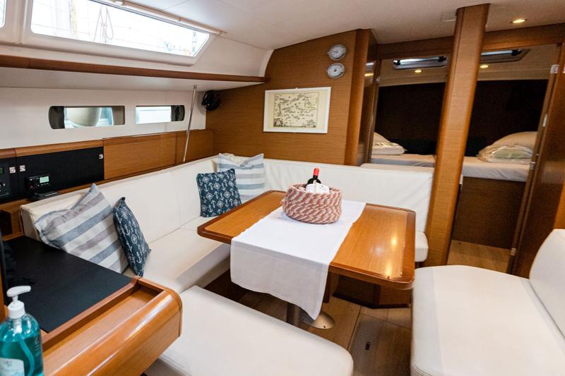 Book yachts online - sailboat - Sun Odyssey 479 - FILIPPOS I - rent