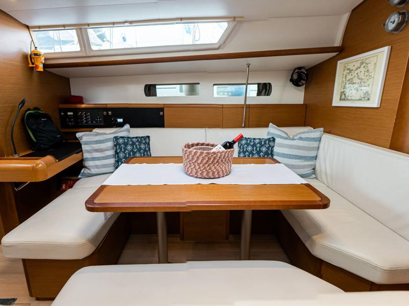 Book yachts online - sailboat - Sun Odyssey 479 - FILIPPOS I - rent