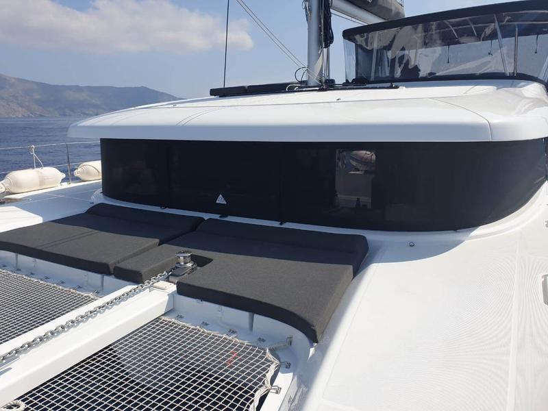 Book yachts online - catamaran - Lagoon 42 - All In - rent