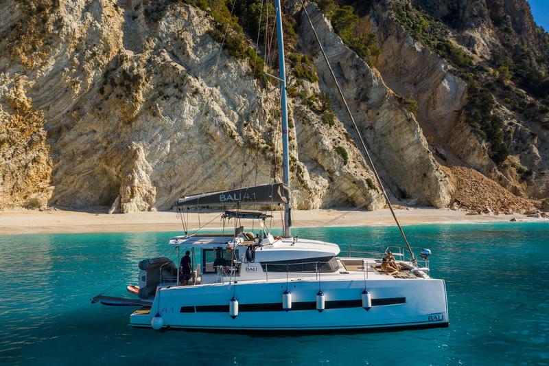 Book yachts online - catamaran - Bali 4.1 - Georgia - rent