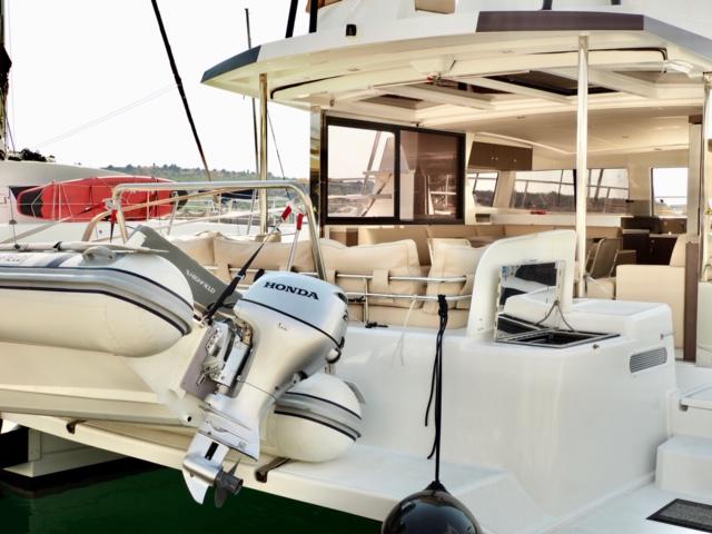 Book yachts online - powercatamaran - Bali 4.3 MY - SIERRA - rent