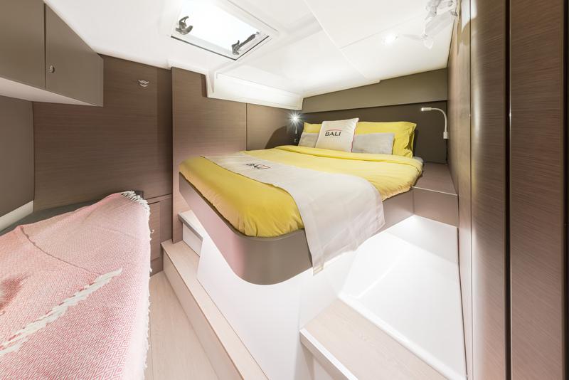 Book yachts online - catamaran - Bali Catspace - VIOLA - rent